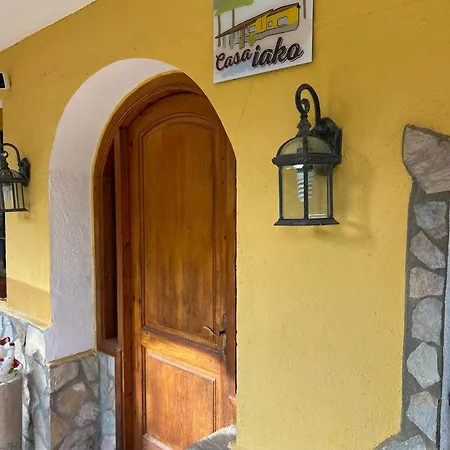 Casa Iako